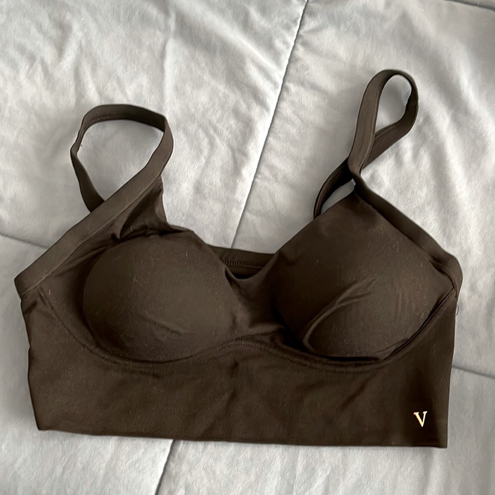 Victoria’s Secret scoop bra